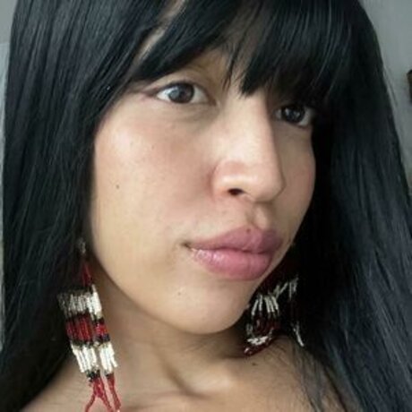 nikol je model image