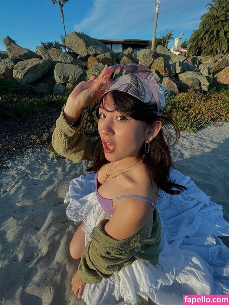 Kariwahh exclusive model images