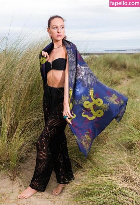 oliviarcox beautiful star image