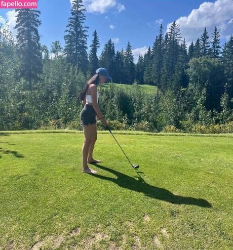 oliviarcox erotic model img