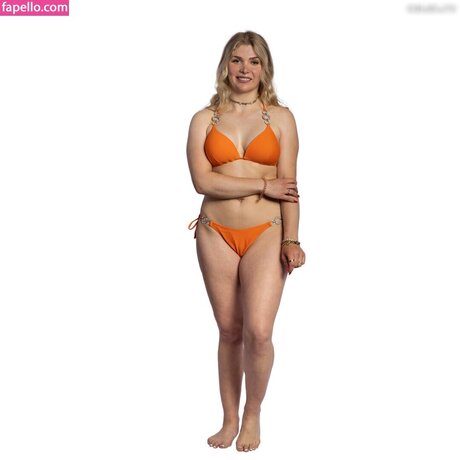 Carolin Gross model erotic photos