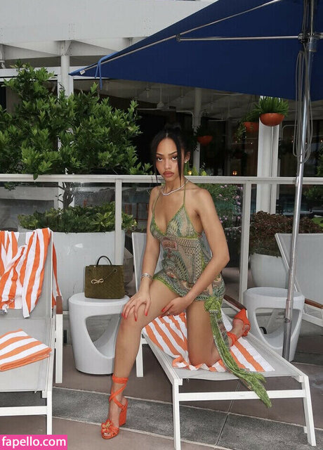 Jodie Woods sex pornstar pics