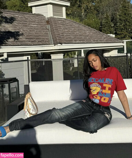 Jodie Woods exclusive star img