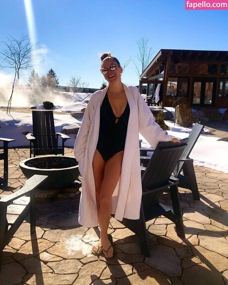 Karen Cliche high quality star image