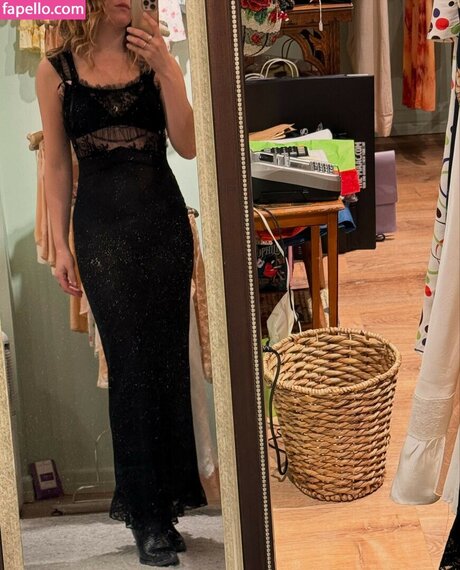 Maggie Rogers nude actress pictures