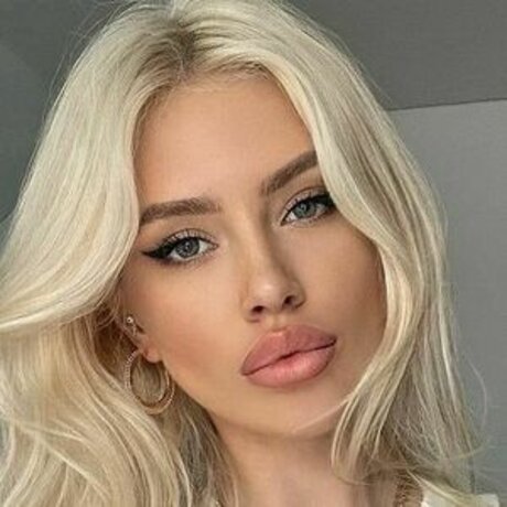 lilyabraun pornographic star image