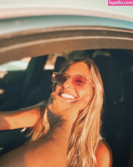 Claudia Acevedo Bueno exclusive model images