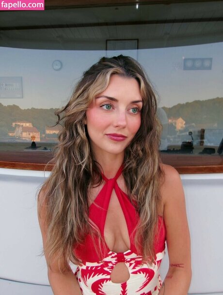 Rebel Masel nice model galleries