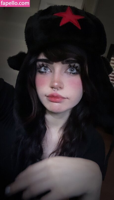 elinoiiddx free pornstar img