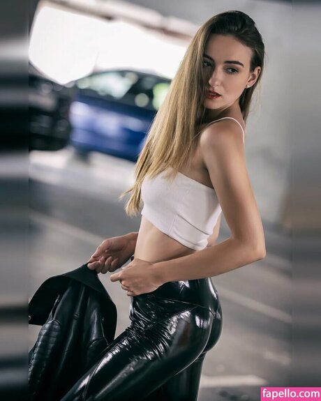 Larissa Schmiederer free pornstar gallery