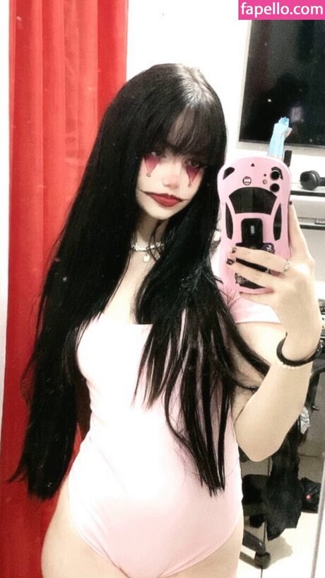 nameluaa star nudes img