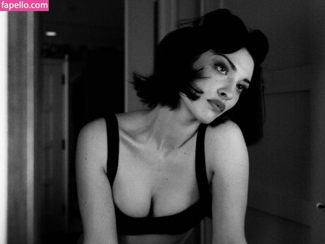 Lera Abova naked actress picture