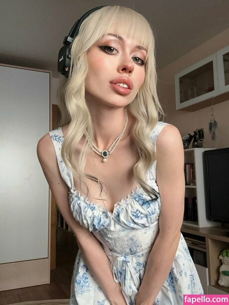 Anastasia Sereda model adult pictures