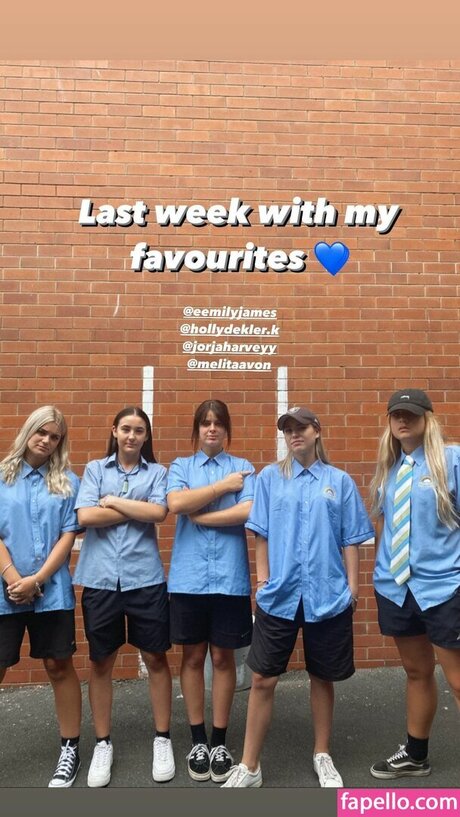 Pearl Farley model porn gallery