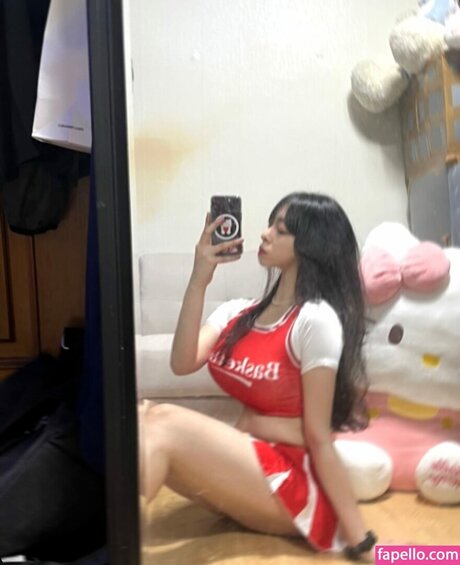 soooyaee model art img