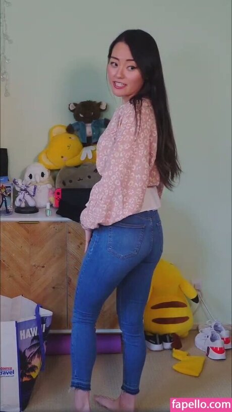 PotasticPanda star erotic pictures