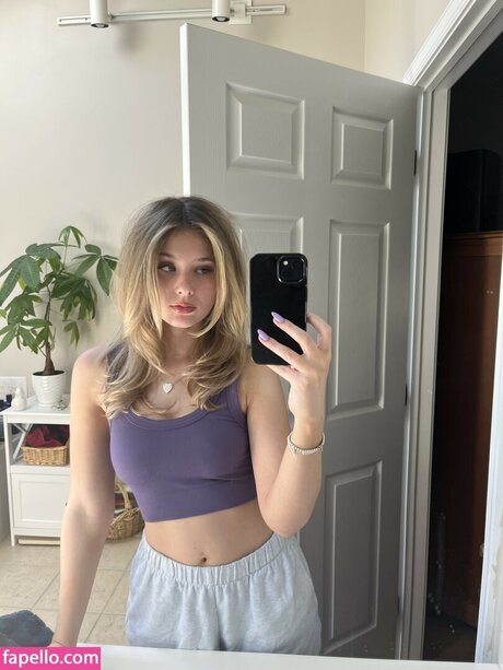 blonde onlyfans hot img