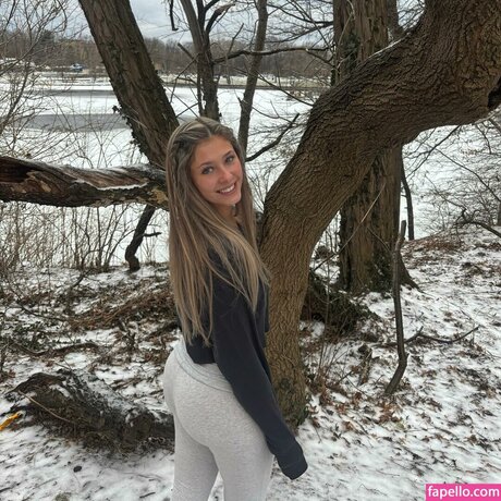 Jessgeng pornstar pretty img