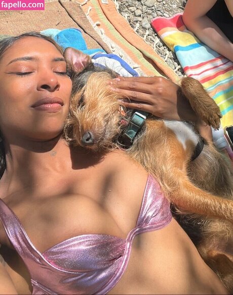 Spellling naked model archive