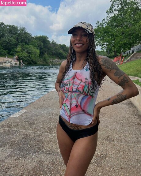 Spellling exclusive pornstar image