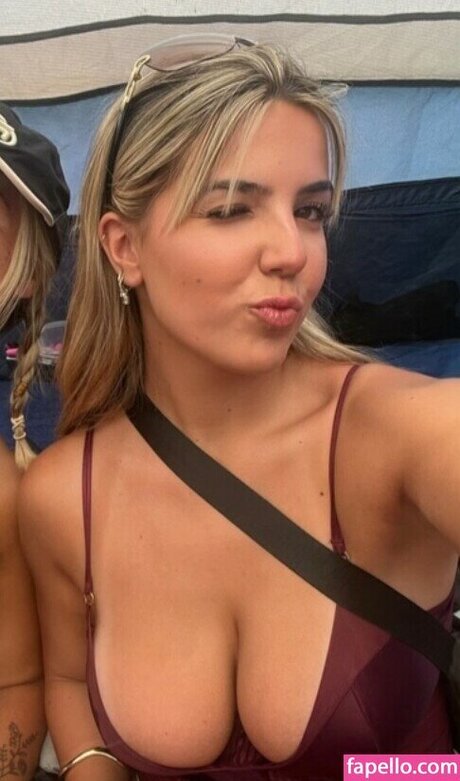 Jess Dademo best model pic