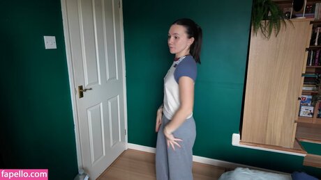 Double Take Reacts pornstar pictures