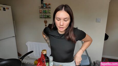 Double Take Reacts model sexy photo