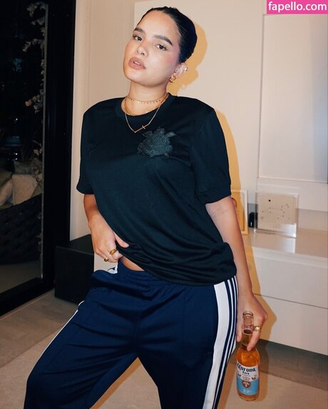 Carol Macedo exclusive star image