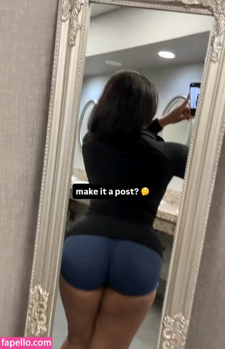 A vriell nude star photos