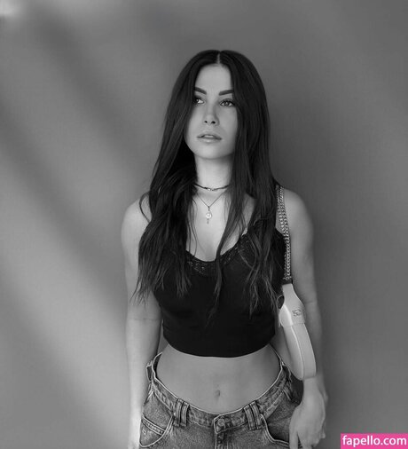 Tslanaxoxo exclusive actress picture