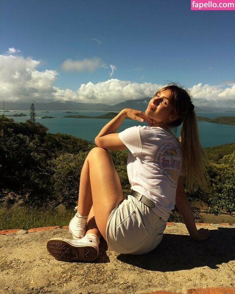 Tslanaxoxo pornographic actress image