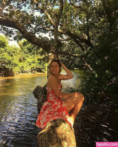 Tslanaxoxo naked actress pictures