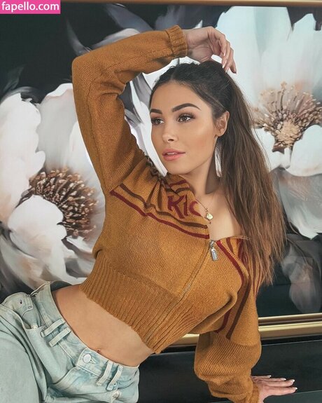 Tslanaxoxo porn model image