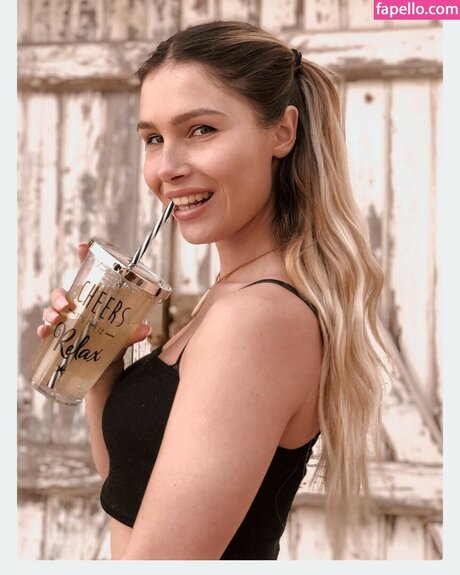 Tslanaxoxo hd actress pics