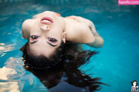 Rawna pretty pornstar image