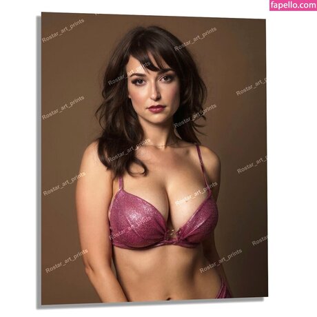 Mila Vayntrub perfect model photo