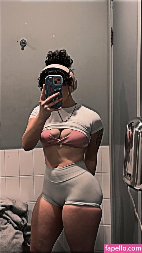 Cleoxsugar model nude photos