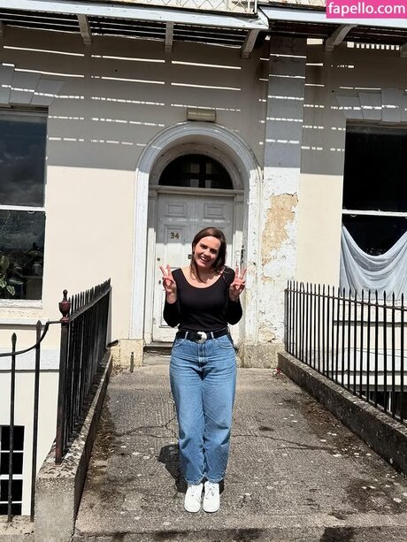 Mary Spender hot pornstar gallery