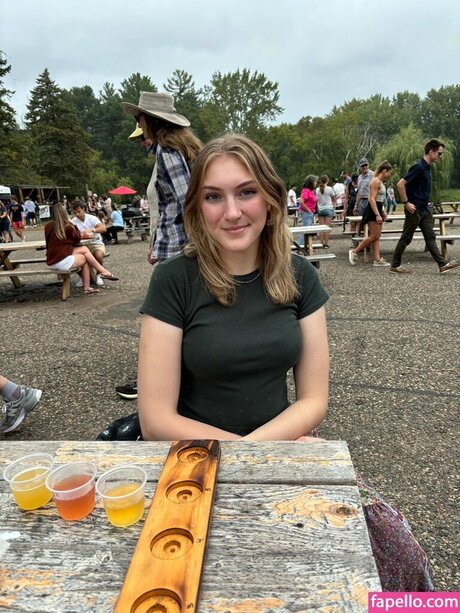 atrophicbtrfly beautiful pornstar photo