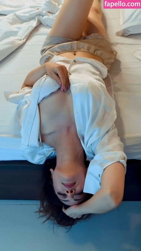 Sandeepa Dhar pornstar perfect pic