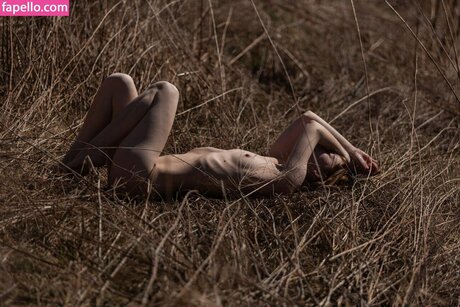 _agata kristi model erotic archive