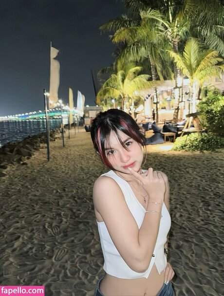 Leonazhen model hot picture