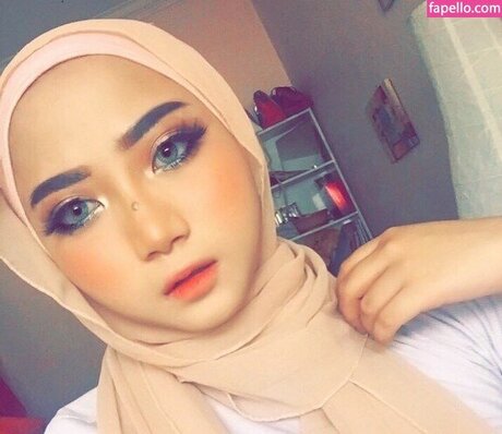 Zizi Wong pornstar best pictures