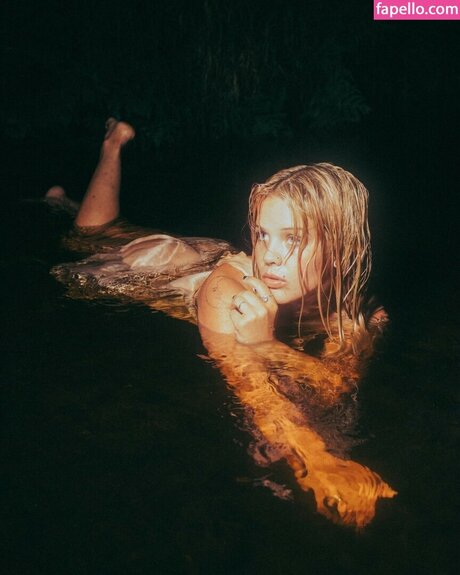 Eve Kovac naked actress gallery