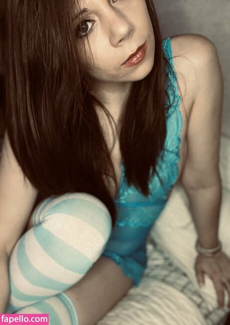 Novah Knight beautiful model archive