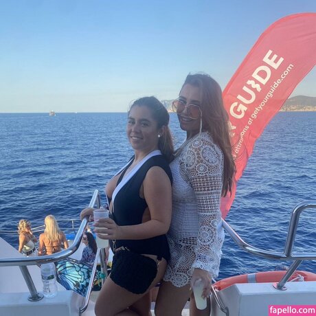 Sophie Williams star exclusive pics