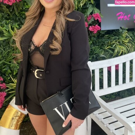 Sophie Williams sexy pornstar image