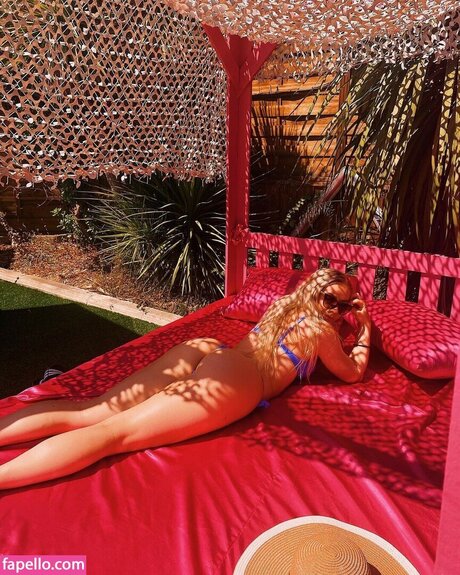 Silje Fredsvik beautiful star photos