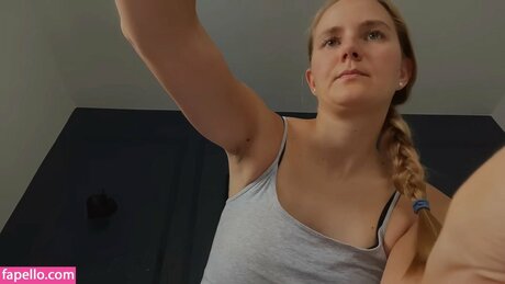 Fastasmr art model photo