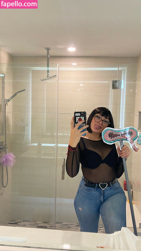 ghouluvr model exclusive pictures